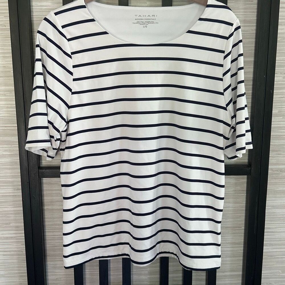 Tahari modern essentials navy and white striped short sleeve scoop neck T-shirt